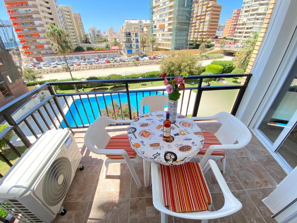 Modern 1 Bedroom Seaside Apartment With Pool Fuengirola Exterior photo